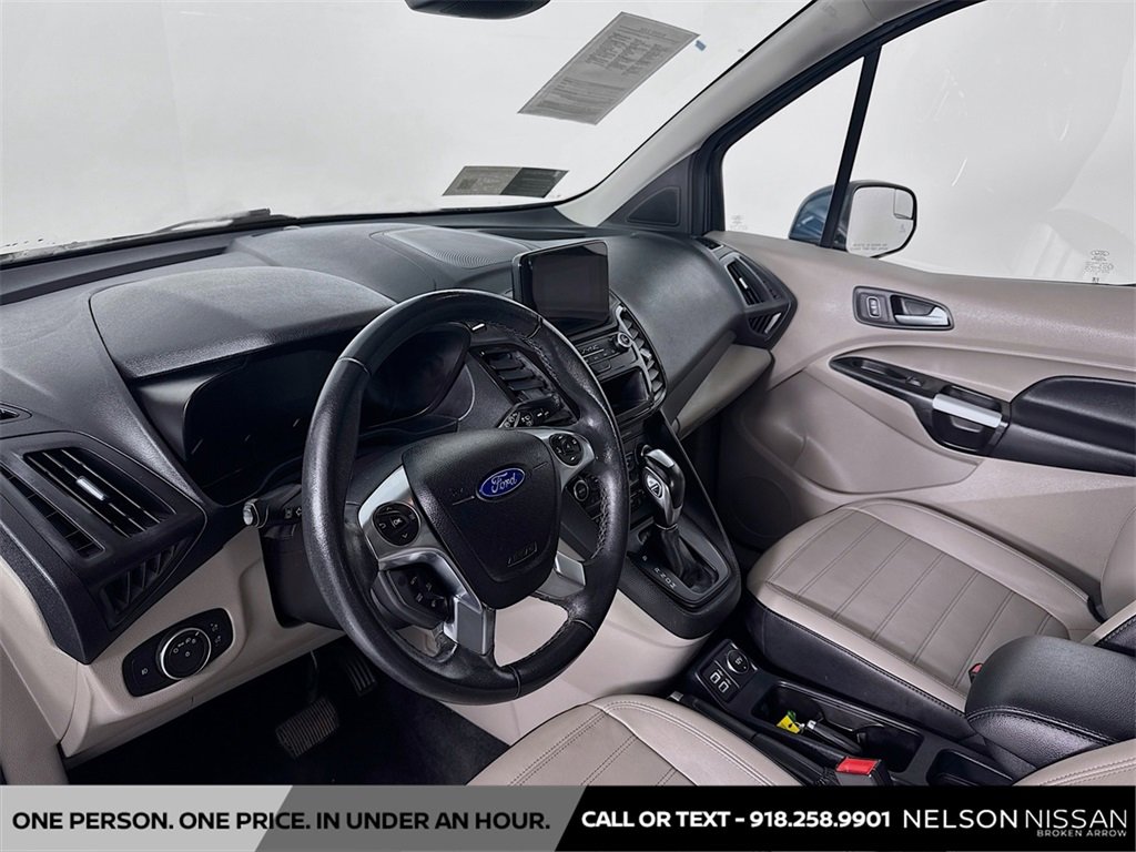 Used 2019 Ford Transit Connect Titanium w/ Titanium Premium Package image 9
