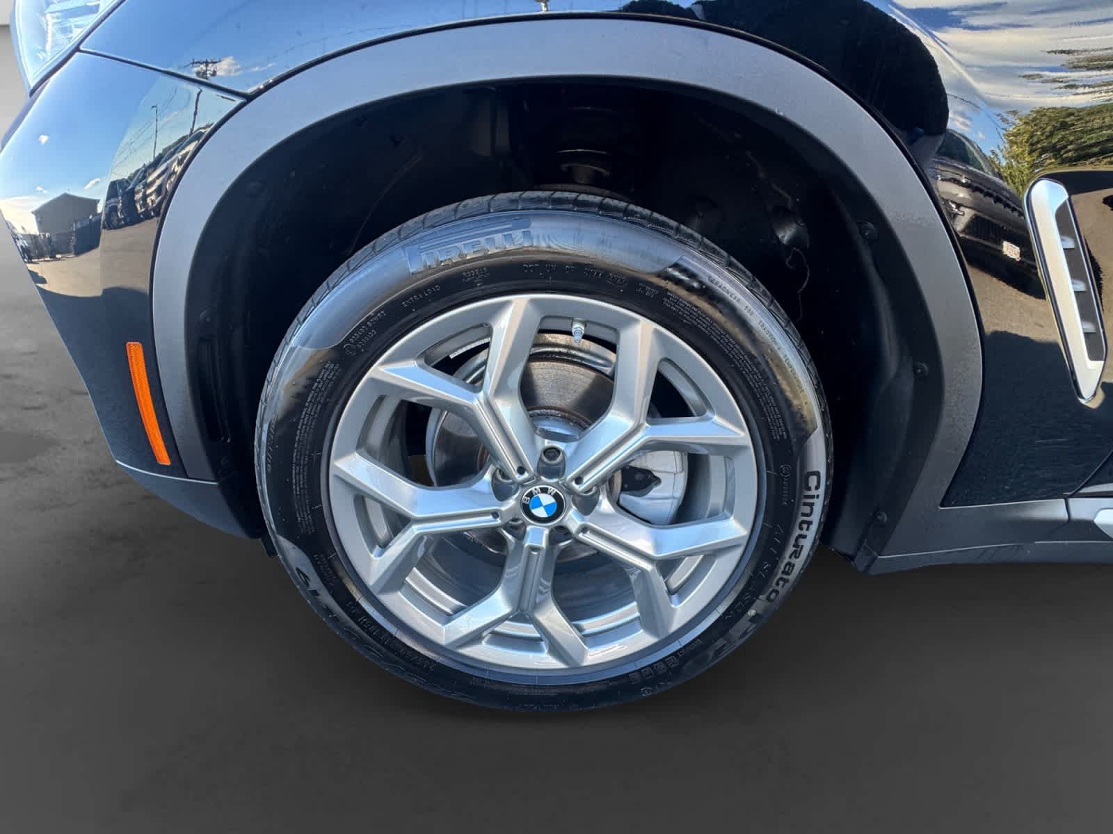 Used 2024 BMW X3 xDrive30i w/ Premium Package AWD/4WD image 9