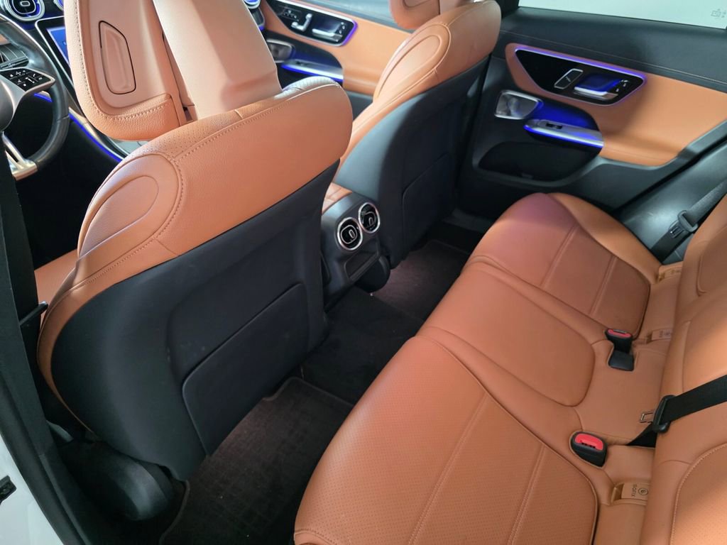 Used 2023 Mercedes-Benz GLC 300 4MATIC image 15