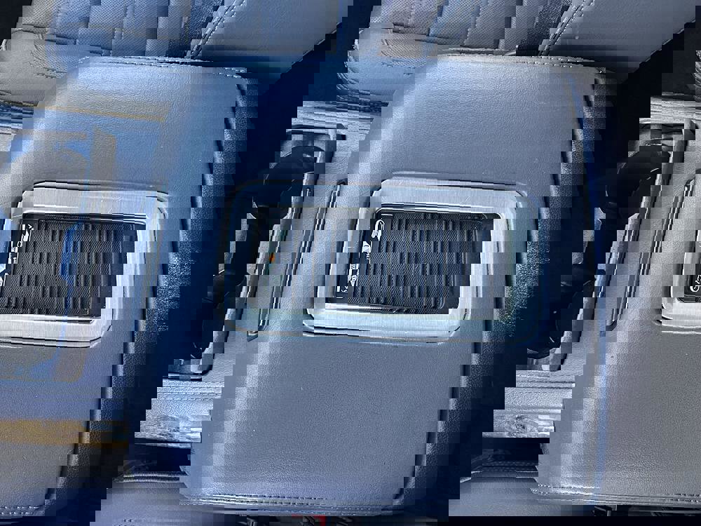 Used 2017 GMC Yukon XL Denali w/ Open Road Package image 9