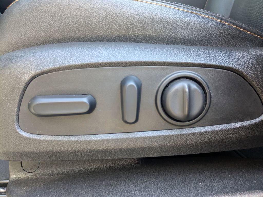 Used 2019 Chevrolet Equinox Premier image 22