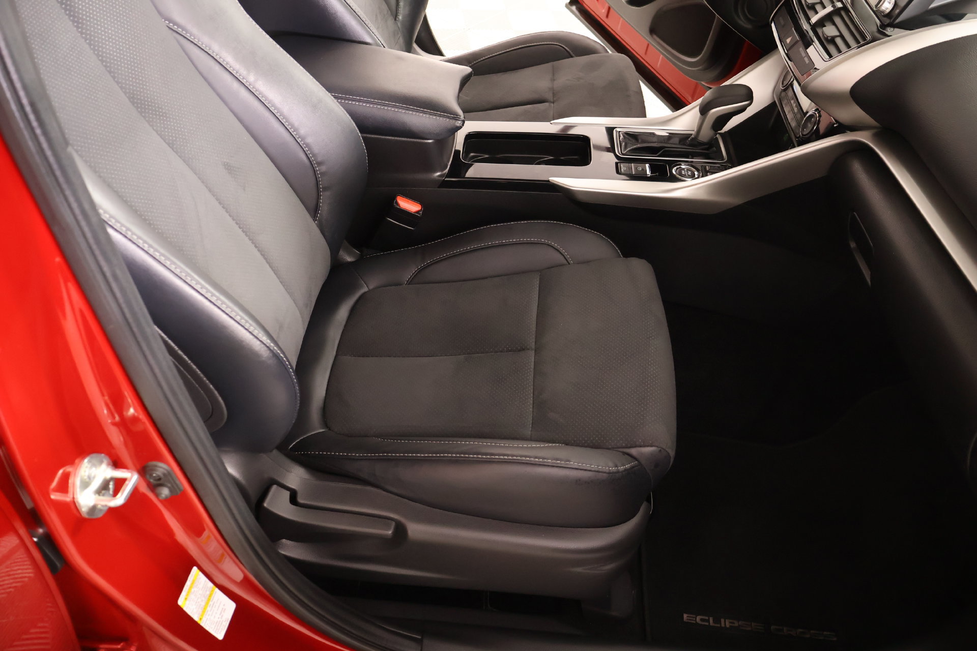 Used 2023 Mitsubishi Eclipse Cross SE AWD/4WD image 13