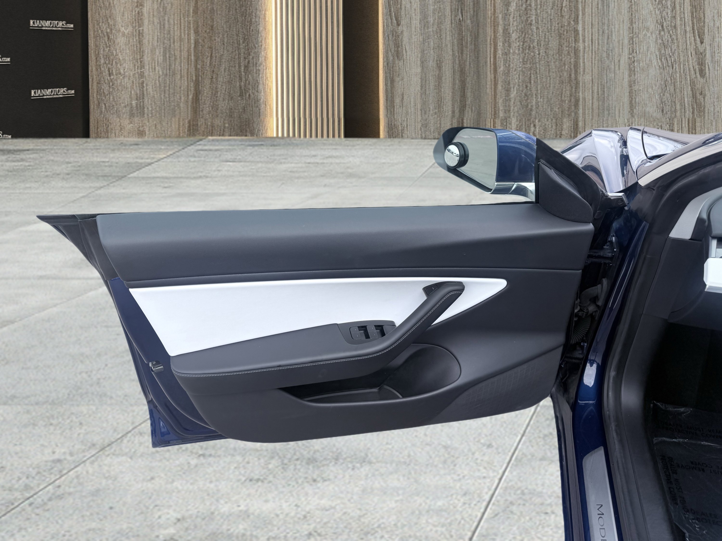 Used 2020 Tesla Model 3 Long Range image 18