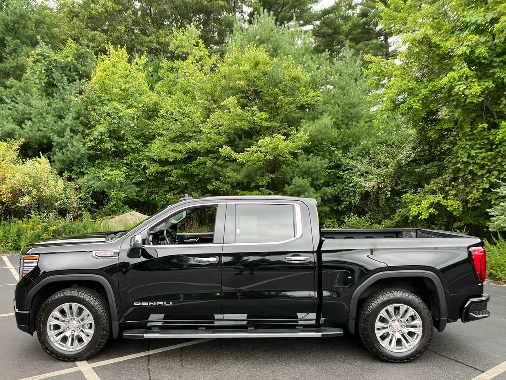 Used 2024 GMC Sierra 1500 Denali w/ Technology Package AWD/4WD video 2