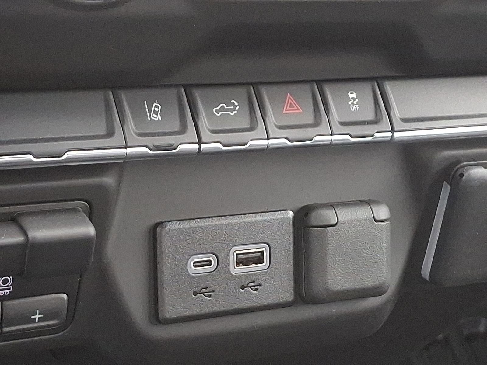 New 2025 GMC Sierra 2500 Pro w/ Convenience Package image 21