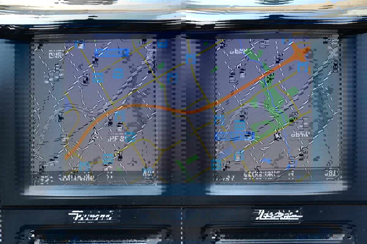 Used 2014 Maserati GranTurismo Sport image 19