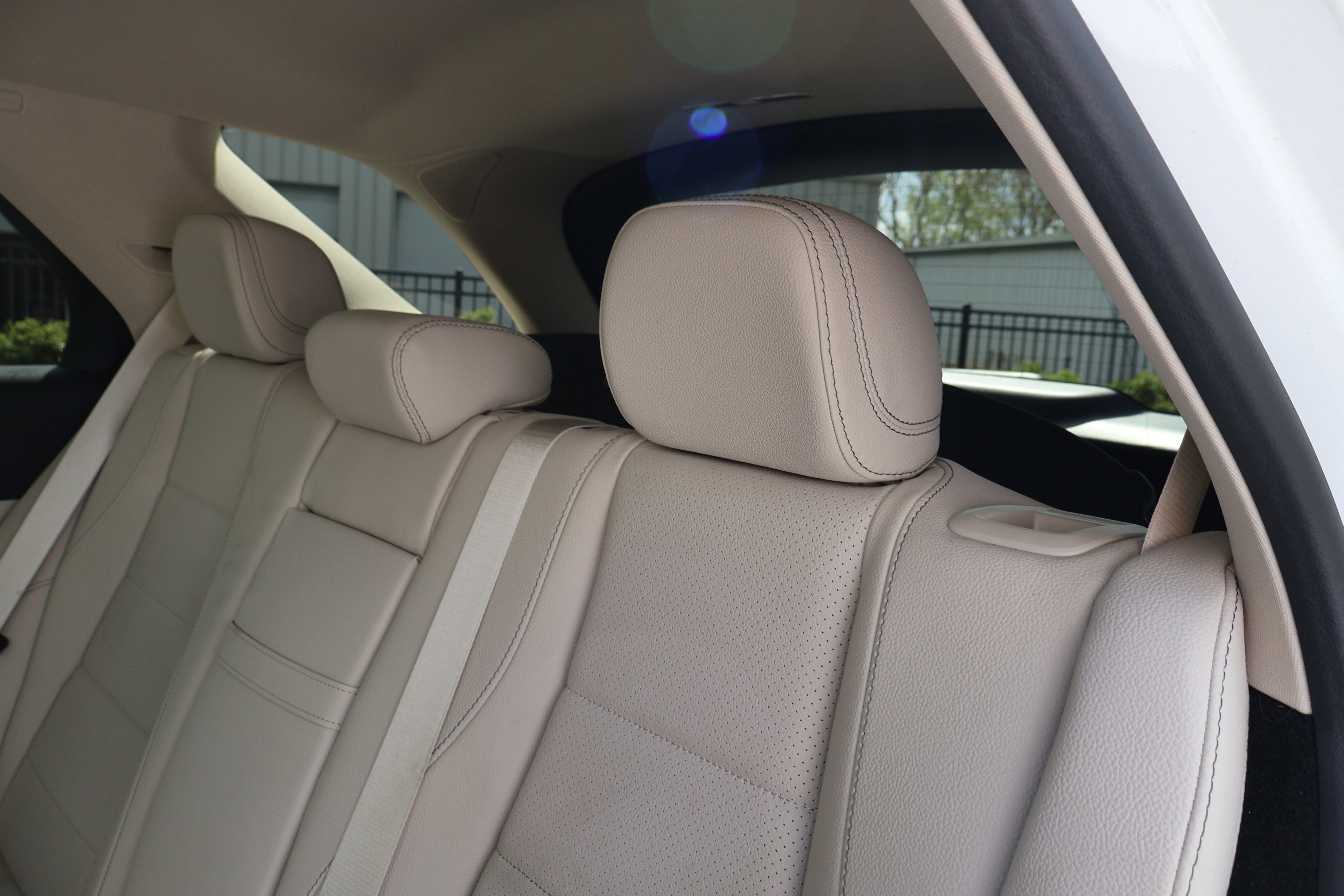 Certified 2025 Mercedes-Benz GLE 450e 4MATIC image 17
