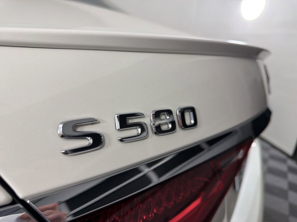 Certified 2022 Mercedes-Benz S 580 4MATIC Sedan image 15