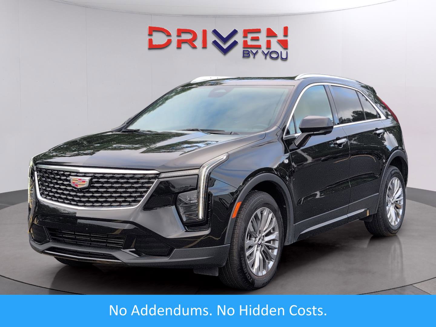 Used 2025 Cadillac XT4 Premium Luxury FWD image 1
