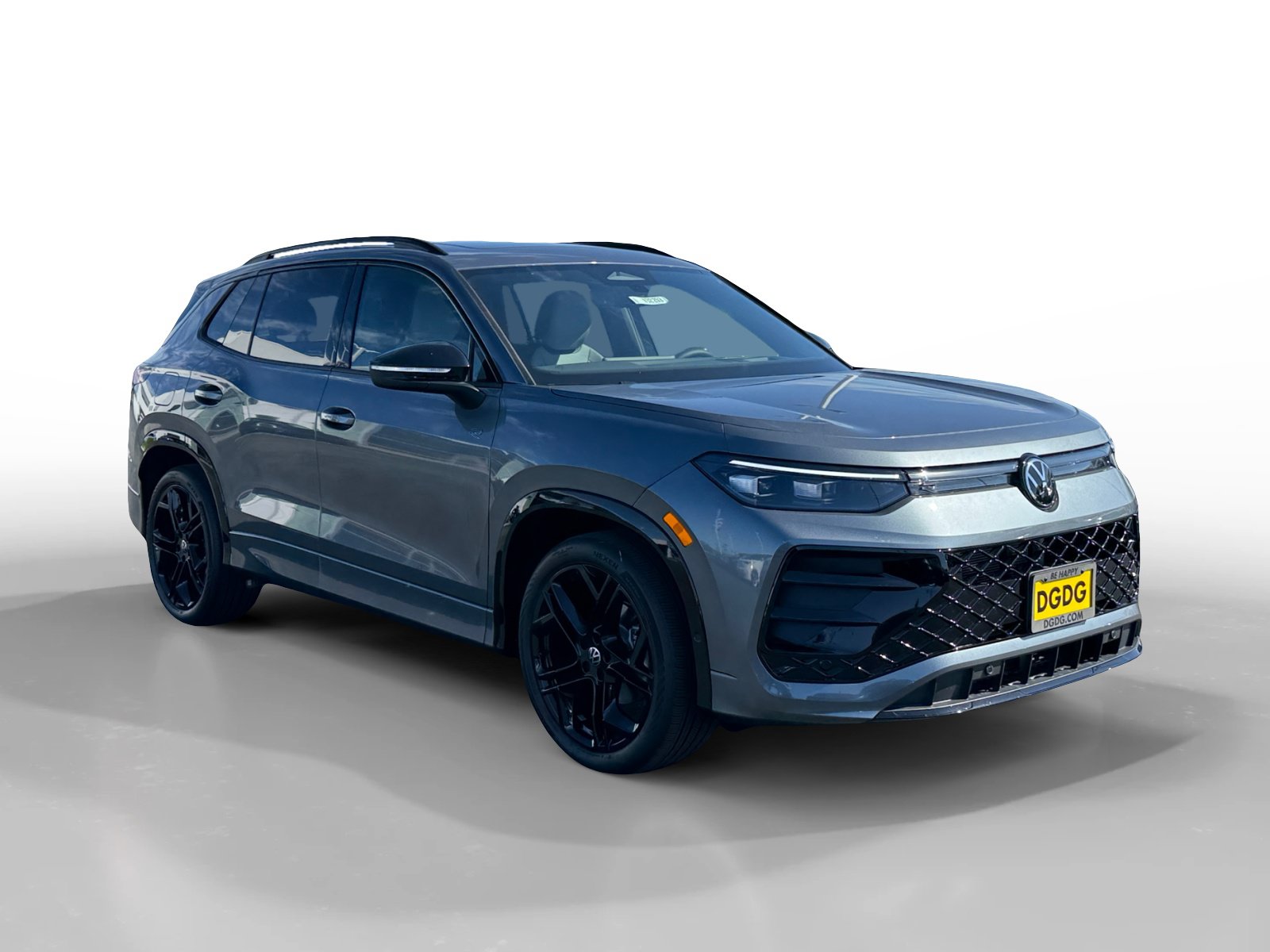 New 2026 Volkswagen Tiguan SE R-Line FWD image 7