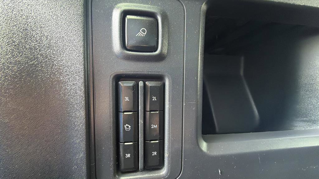 Used 2025 Lincoln Navigator Black Label AWD/4WD image 19