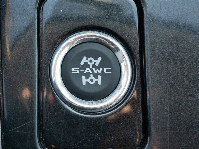 Used 2018 Mitsubishi Outlander SE image 26