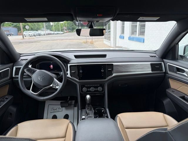Used 2022 Volkswagen Atlas Cross Sport SE FWD image 15