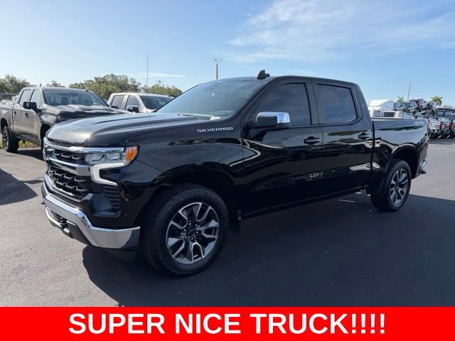 Used 2023 Chevrolet Silverado 1500 LT AWD/4WD image 3