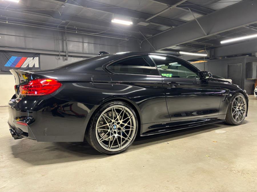 Used 2016 BMW M4 Coupe image 5