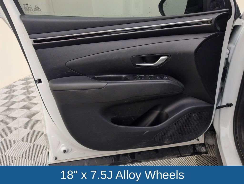 Used 2022 Hyundai Santa Cruz SEL image 32