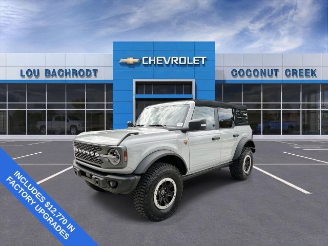 Used 2023 Ford Bronco Badlands AWD/4WD image 4
