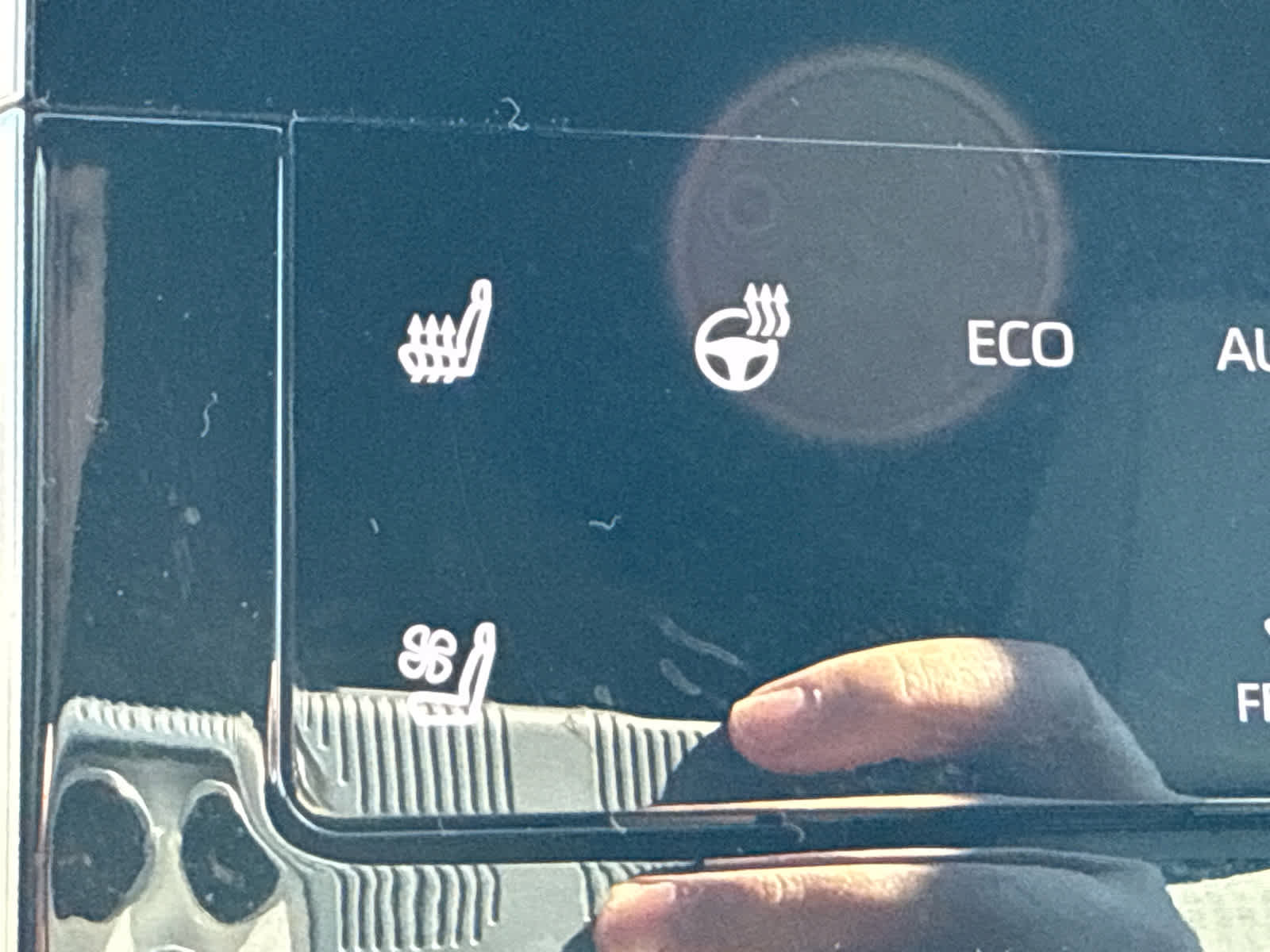 Used 2024 Subaru Solterra Touring image 21