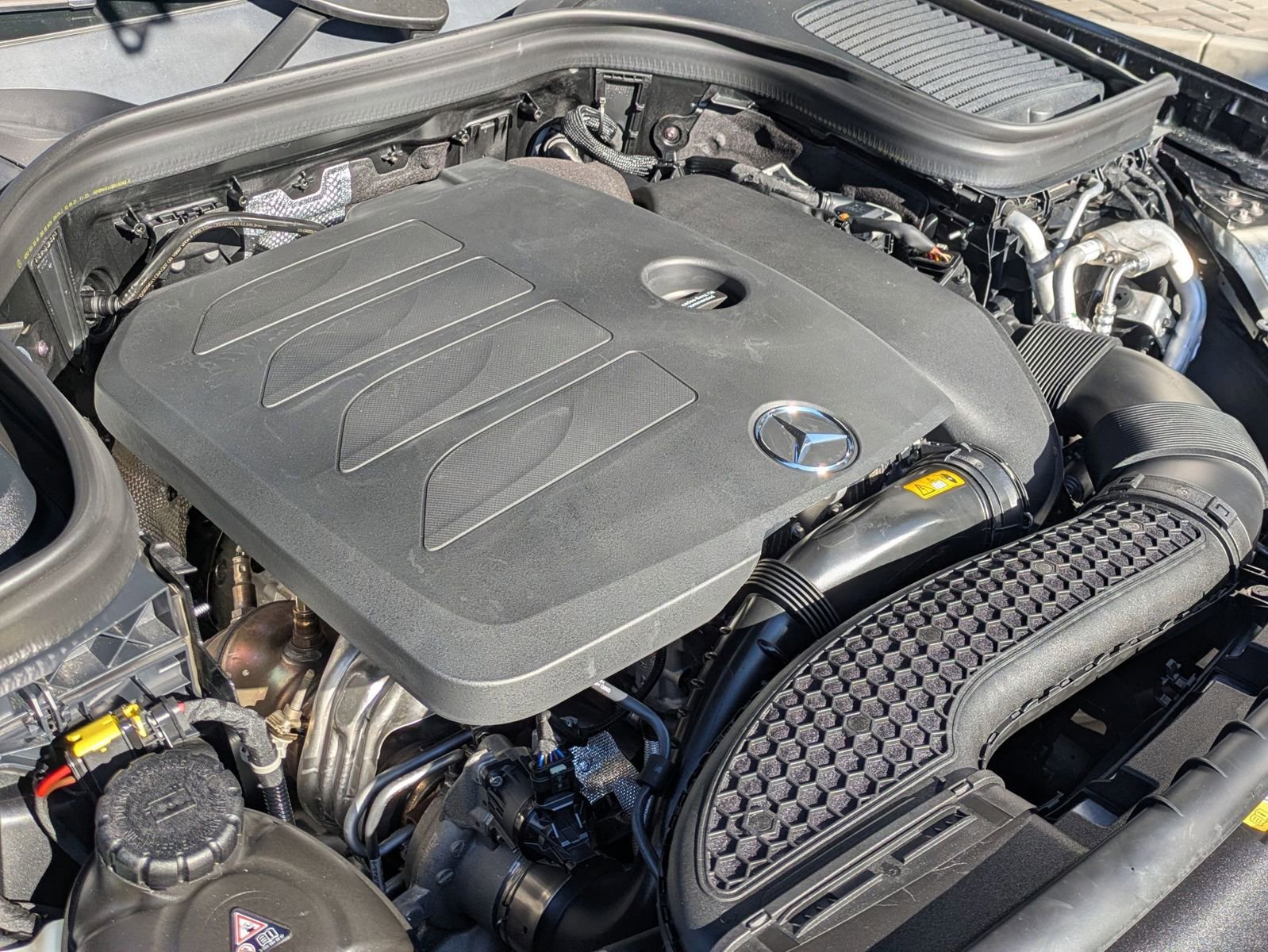 Used 2022 Mercedes-Benz GLC 300 GLC 300 image 21