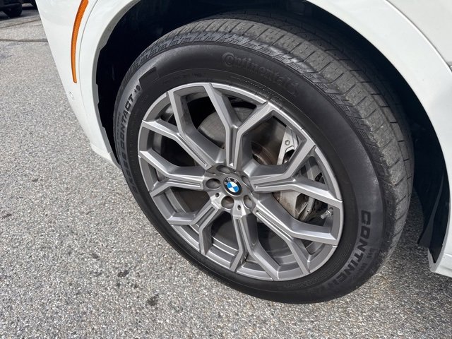 Used 2024 BMW X7 xDrive40i image 49