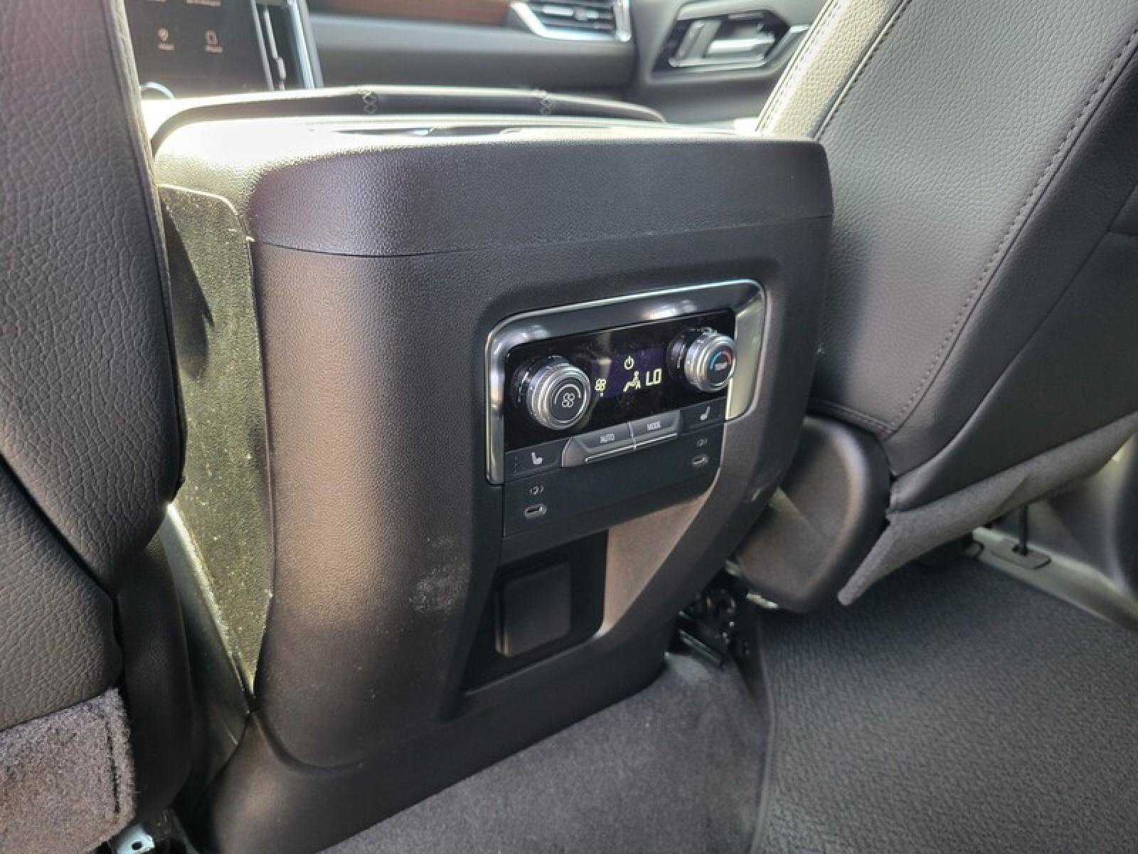 New 2026 GMC Yukon XL Denali image 31