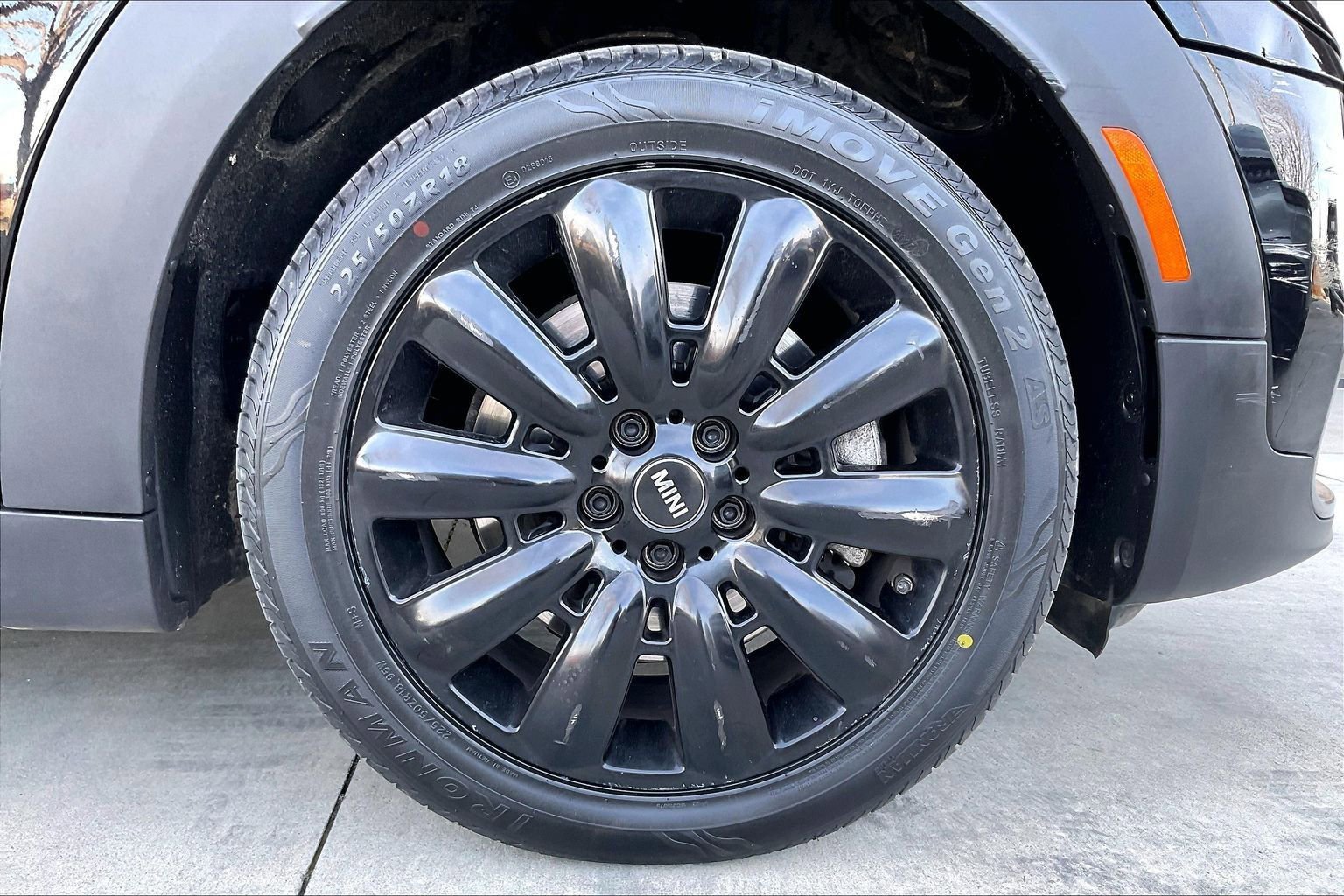 Used 2019 MINI Cooper Countryman S w/ Yin Yang Edition image 23