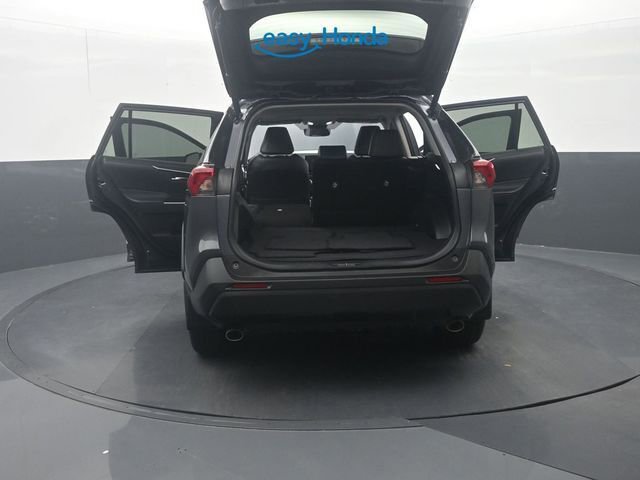 Used 2022 Toyota RAV4 XLE Premium FWD image 40