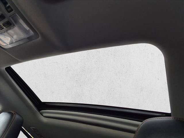 Used 2019 Toyota Highlander XLE AWD/4WD image 13