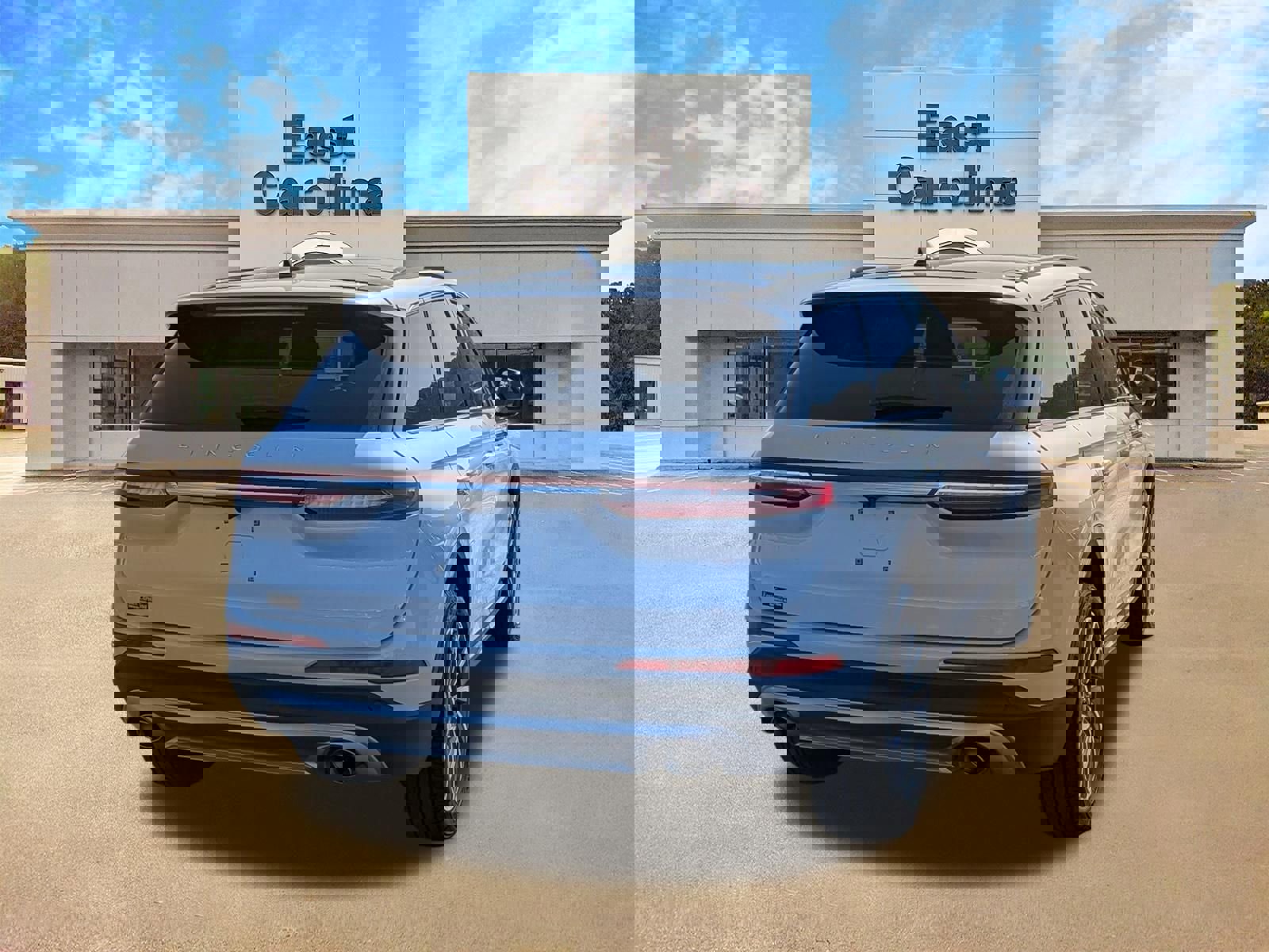 Used 2025 Lincoln Corsair Reserve w/ Equipment Group 202A image 3