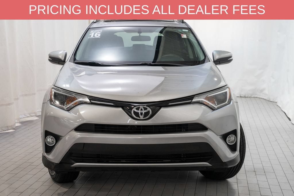 Used 2016 Toyota RAV4 XLE FWD image 2