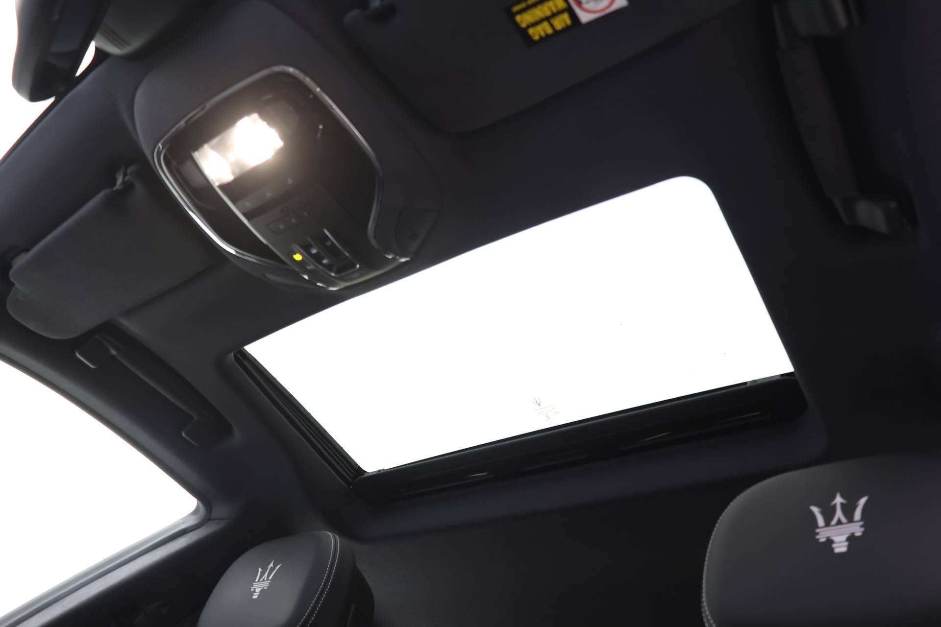 Used 2020 Maserati Quattroporte GTS GranLusso image 23