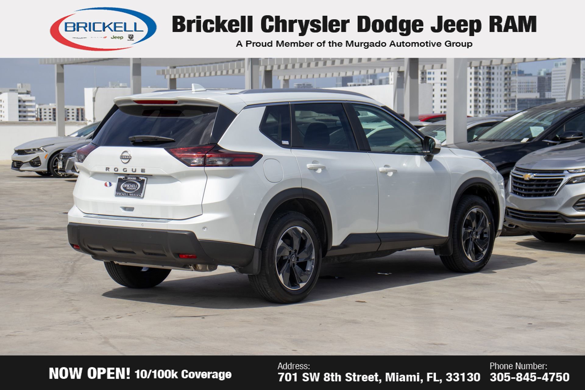 Used 2025 Nissan Rogue SV w/ SV Premium Package image 5