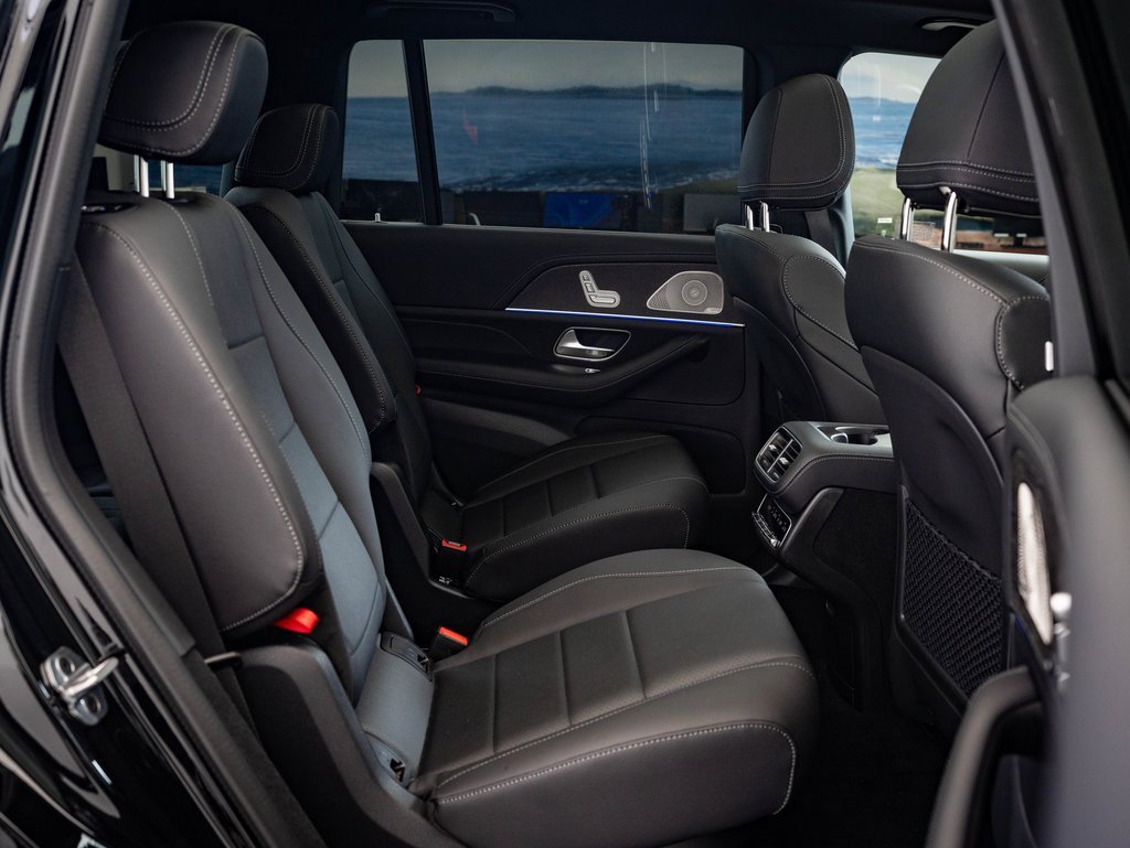 New 2026 Mercedes-Benz GLS 450 4MATIC image 38