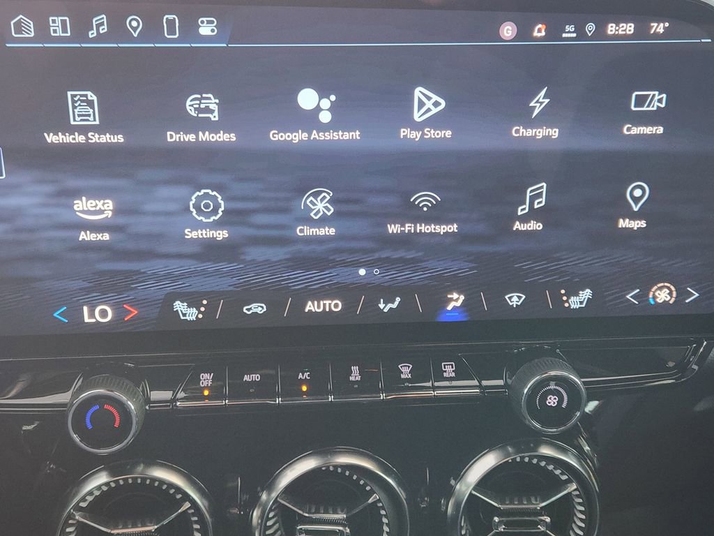 New 2025 Chevrolet Blazer EV LT image 12