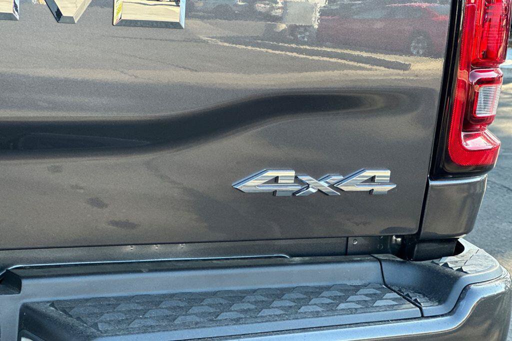 New 2026 RAM 2500 Big Horn AWD/4WD image 24