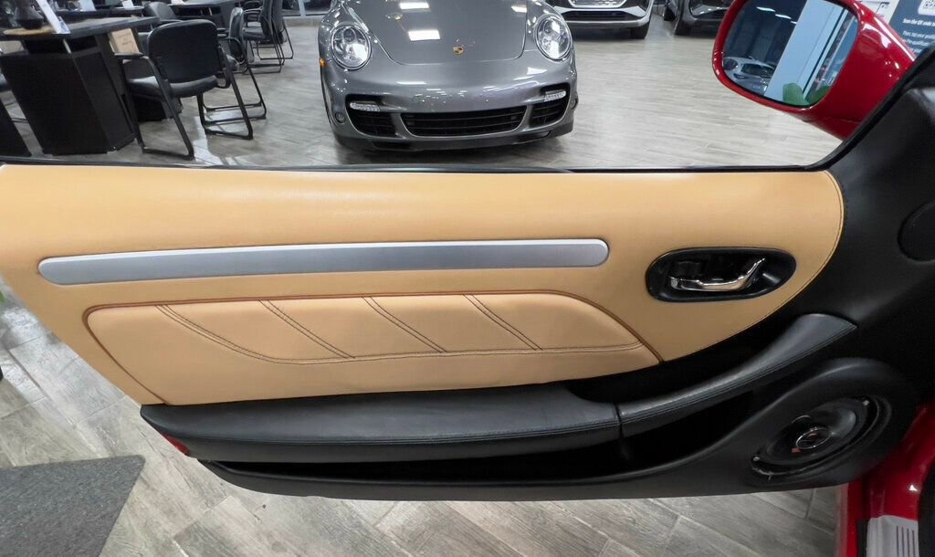 Used 2005 Maserati Spyder GT image 13