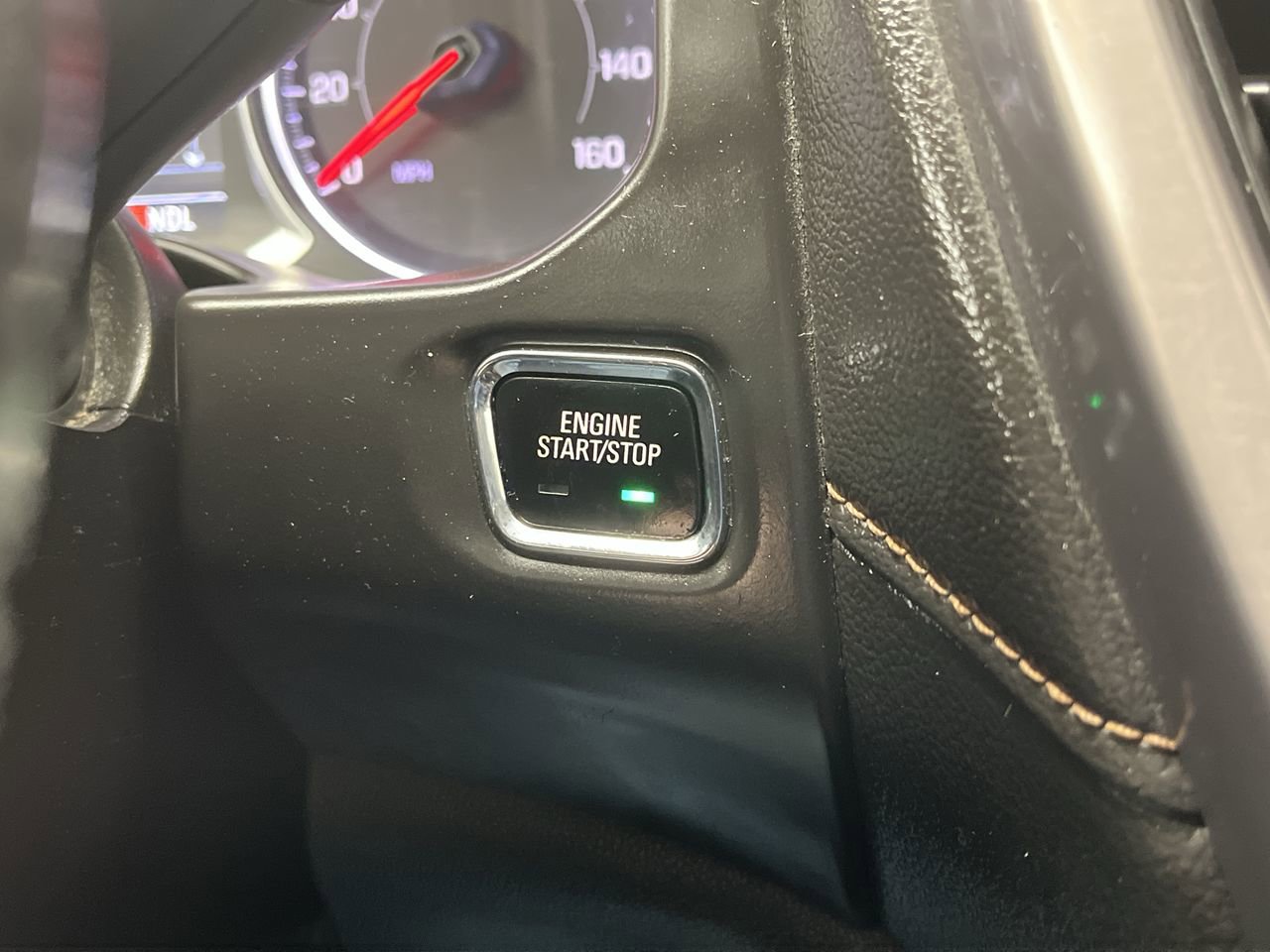 Used 2017 GMC Acadia SLE w/ Driver Alert Package I AWD/4WD image 19