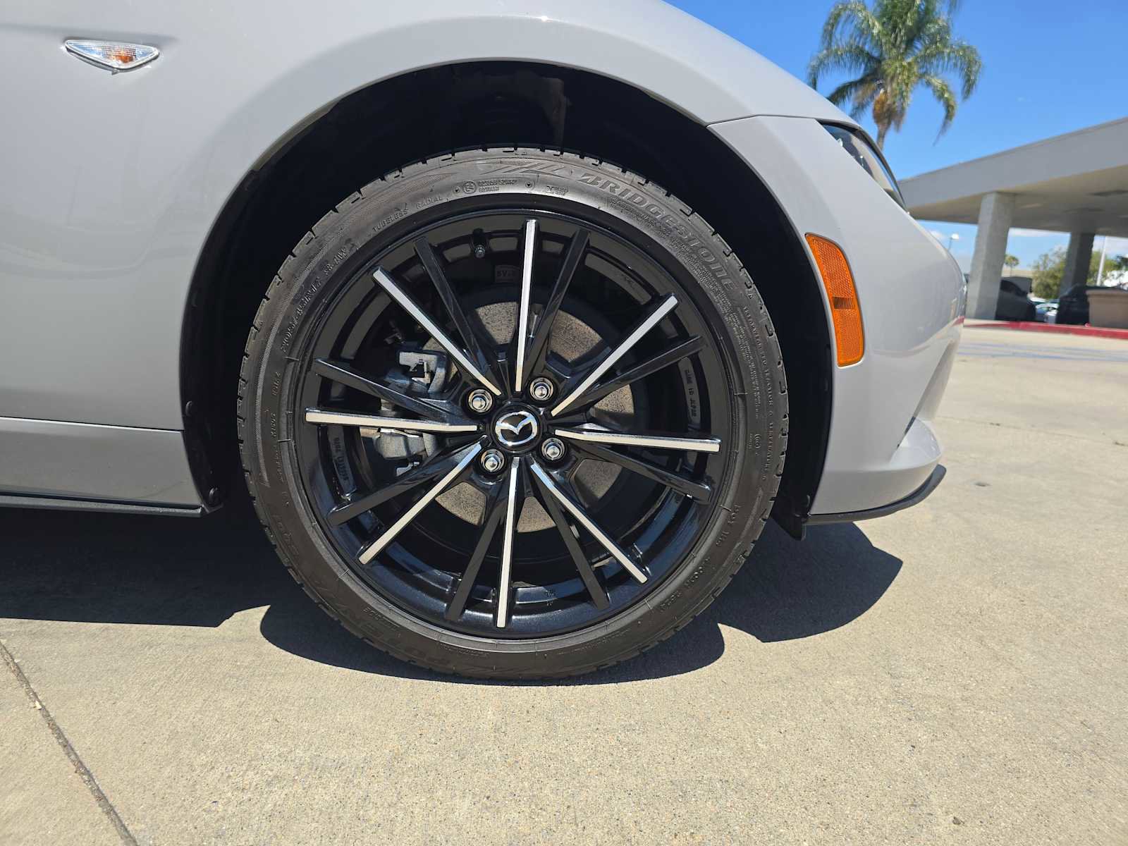 Used 2024 MAZDA MX-5 Miata RF Grand Touring w/ Weather Package image 9