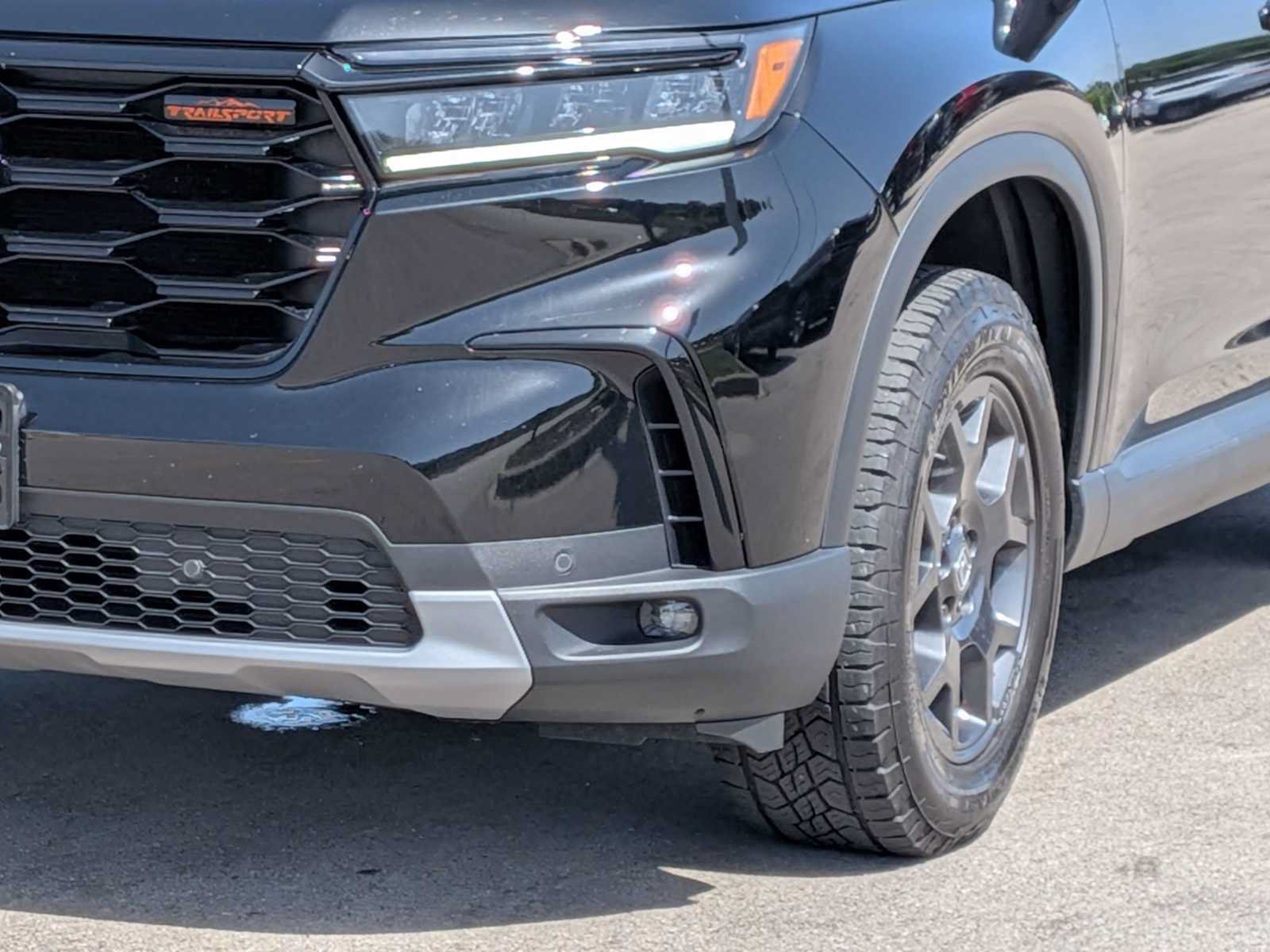 Certified 2024 Honda Pilot TrailSport image 10