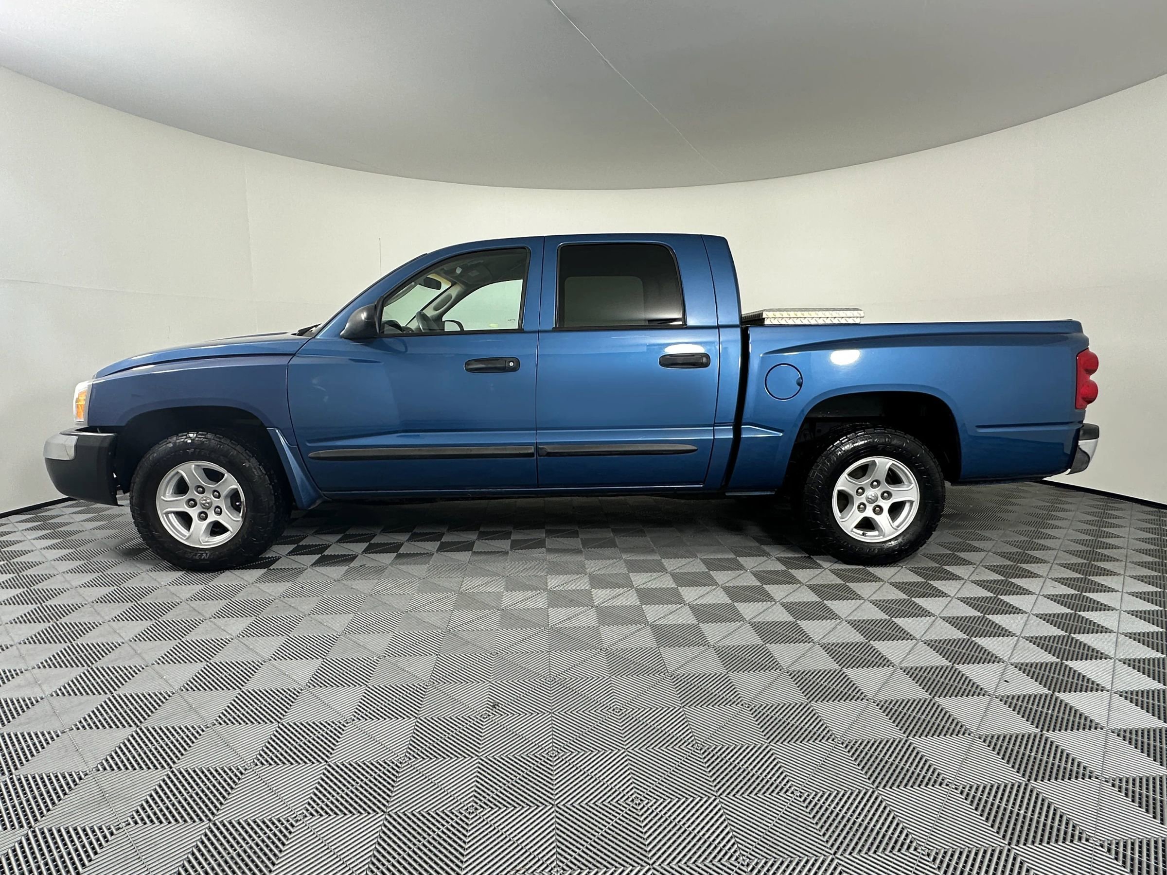 Used 2005 Dodge Dakota SLT image 14