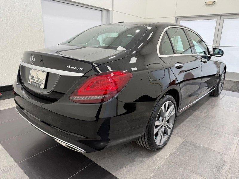 Used 2020 Mercedes-Benz C 300 4MATIC Sedan image 2
