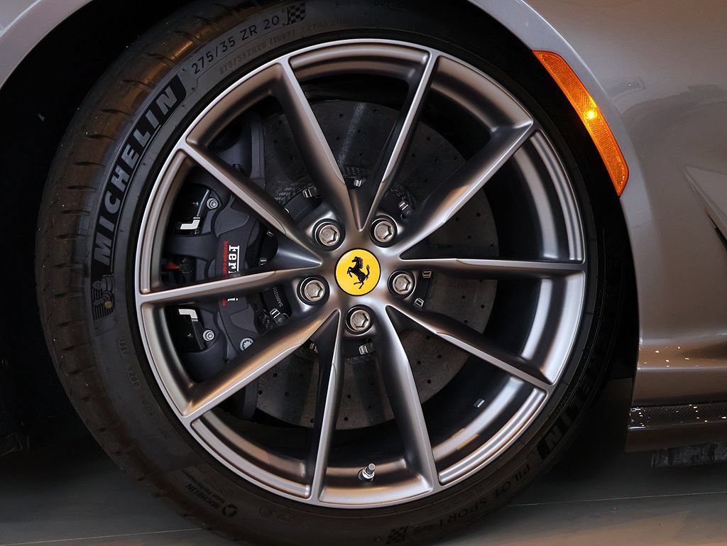 Certified 2022 Ferrari 812 GTS RWD image 7