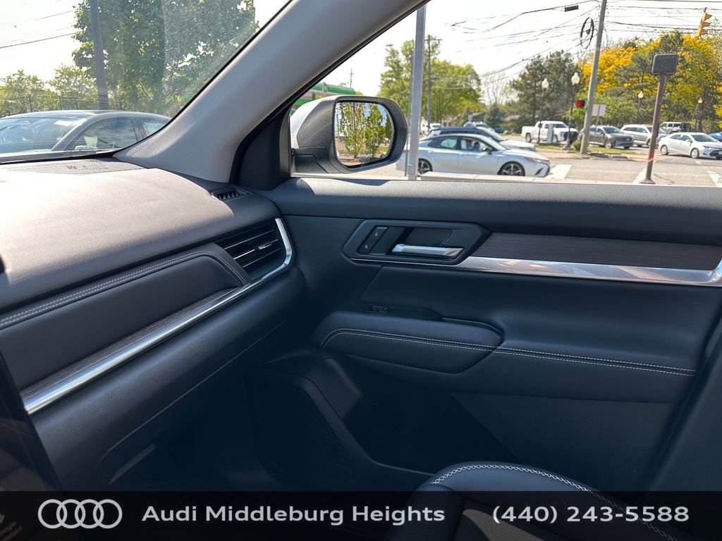Used 2026 GMC Terrain Denali w/ LPO, Floor Liner Package AWD/4WD image 35