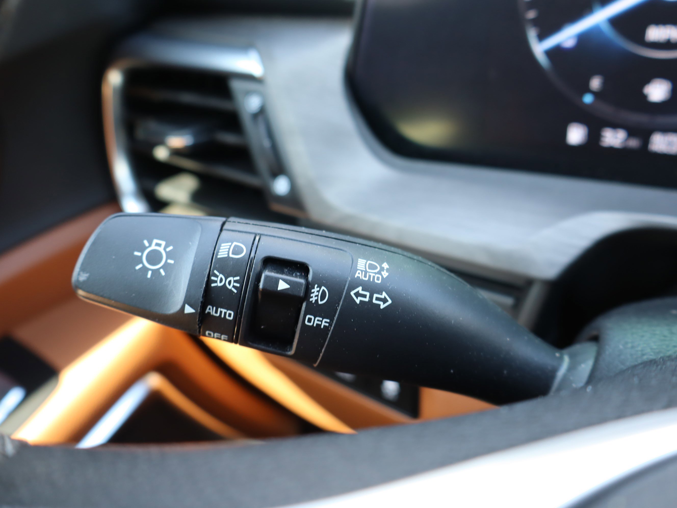 Used 2024 Kia Telluride SX Prestige X-Line AWD/4WD image 23