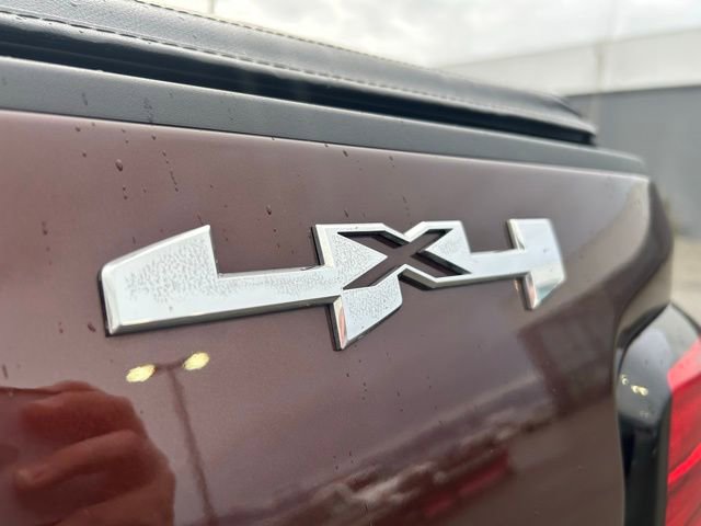 Used 2024 GMC Sierra 2500 SLE w/ SLE Convenience Package image 11