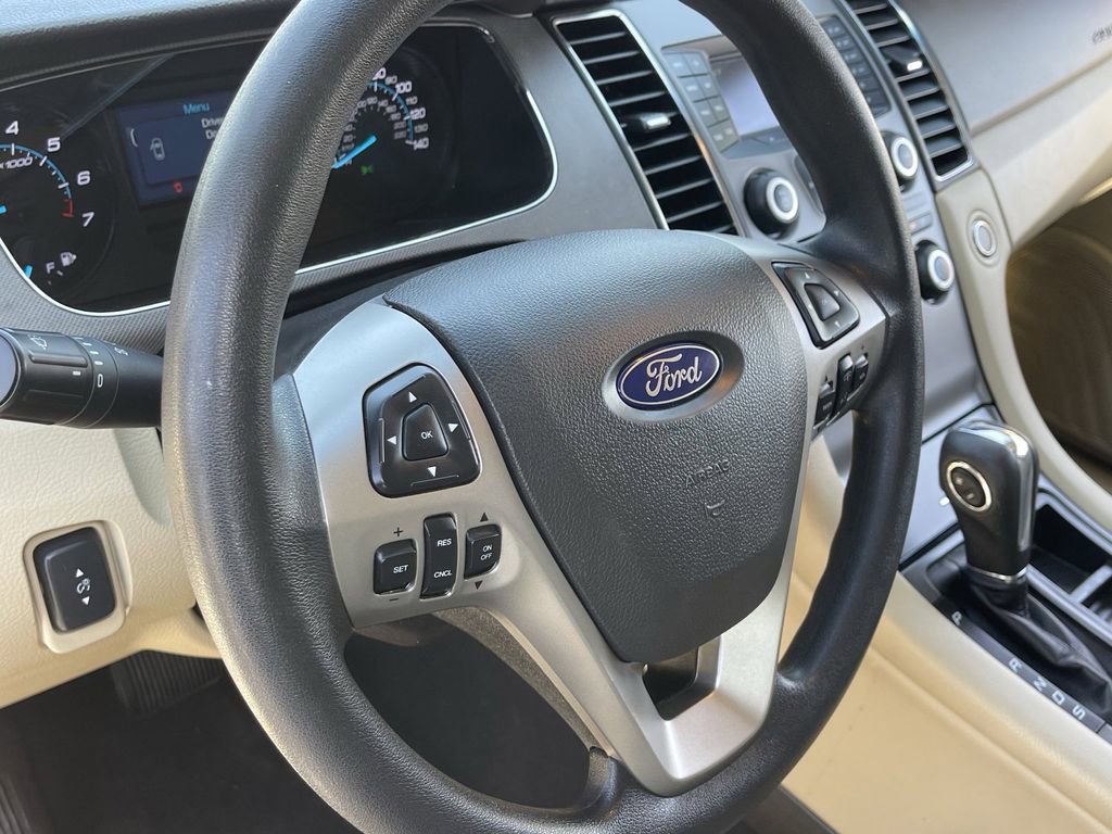 Used 2019 Ford Taurus SE image 21
