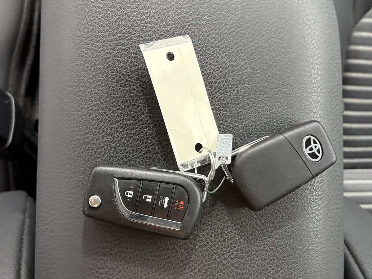 Used 2024 Toyota Camry SE AWD/4WD image 28