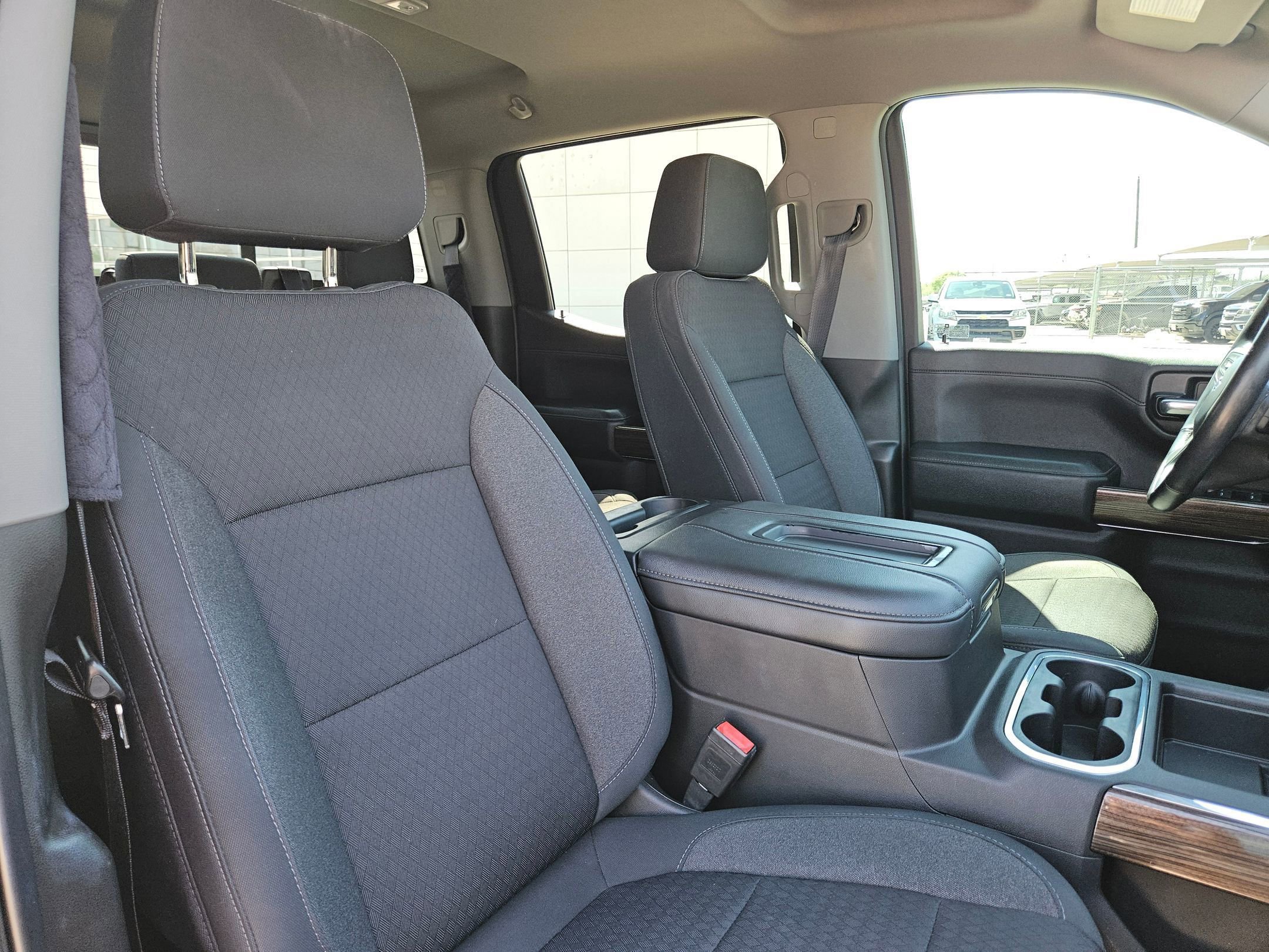 Used 2020 Chevrolet Silverado 1500 RST w/ Texas Edition image 31