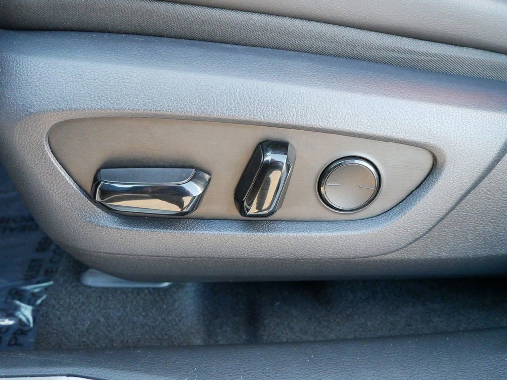 Used 2024 Lexus RX 350 F Sport w/ Accessory Package (K3) image 17