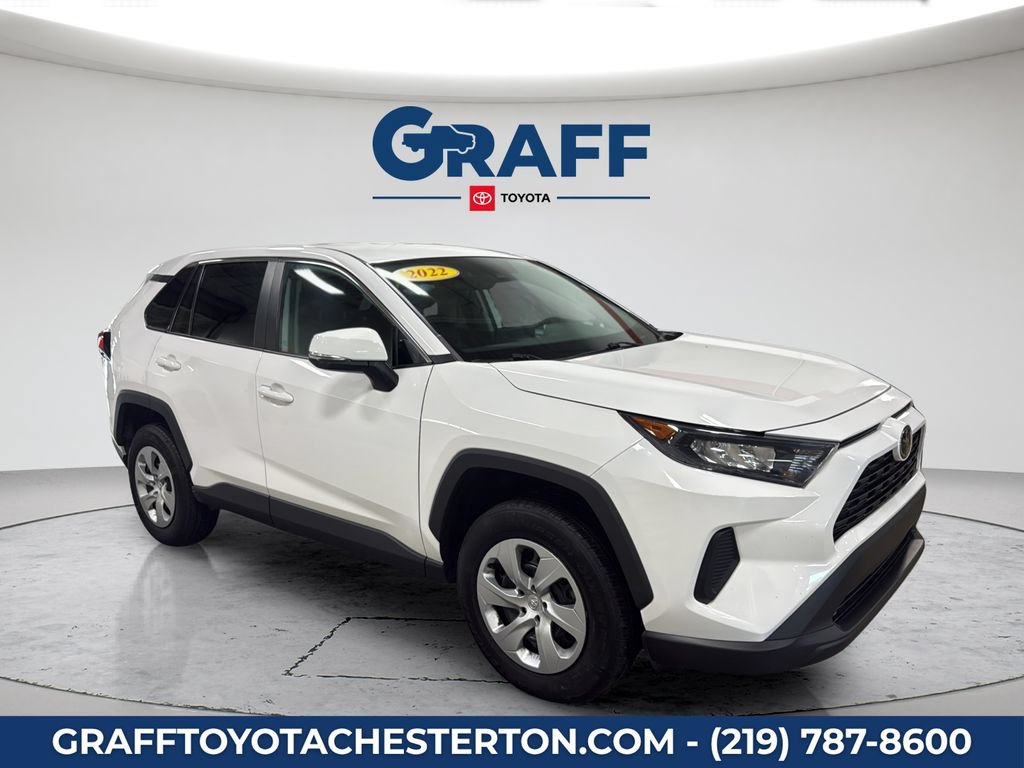 Used 2022 Toyota RAV4 LE AWD/4WD image 5